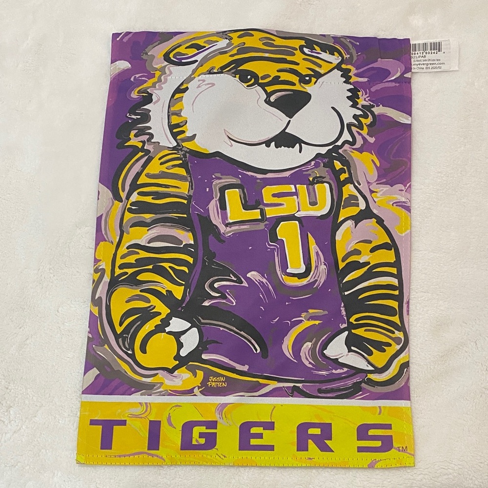 🆕 Evergreen Louisiana State University LSU Tigers Team Flag 18" x 12.5"